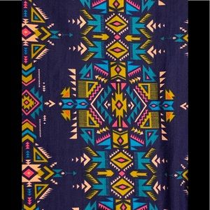 New Purple Aztec Print Peachskin leggings Plus Sz